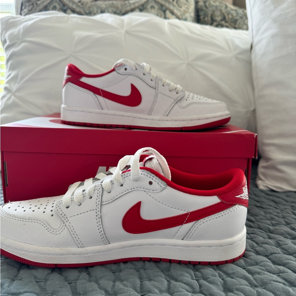 Boy’s Jordan Lows | size 5
